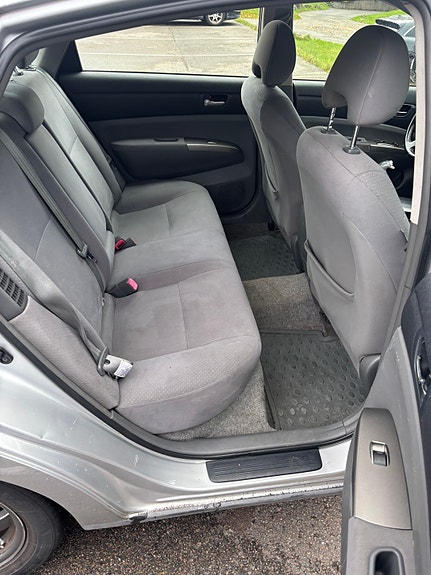 Toyota Prius 14 of 14