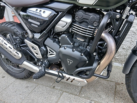Triumph Scrambler 400 X 7 of 10