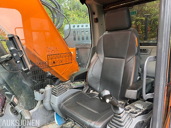 Doosan DX235LCR 12 of 30