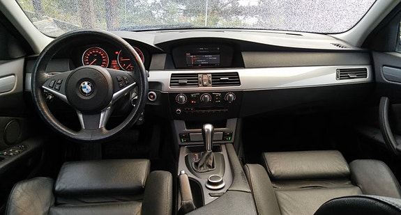 BMW 520d 13 of 30