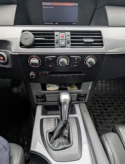 BMW 520d 16 of 30