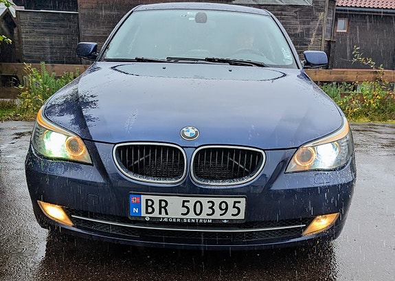 BMW 520d 4 of 30