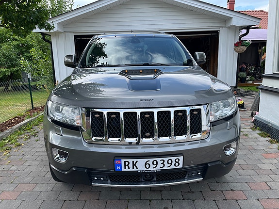 Jeep Grand Cherokee 3 of 14