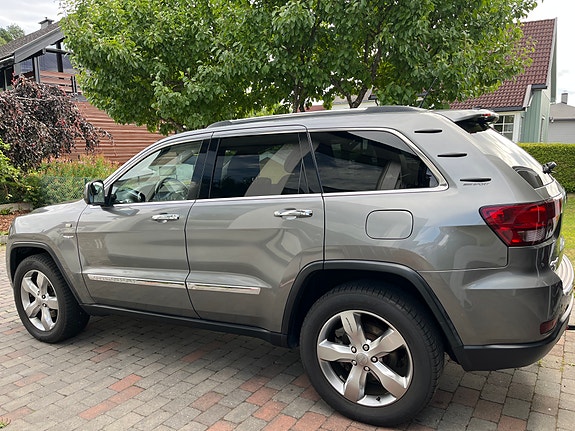 Jeep Grand Cherokee 6 of 14