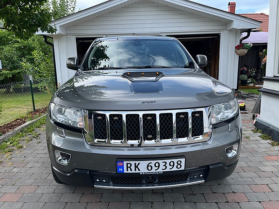 Jeep Grand Cherokee 4 of 14