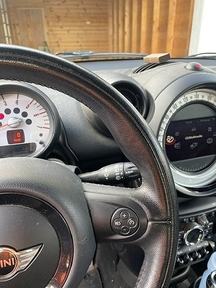 MINI Countryman Cooper D 14 of 17