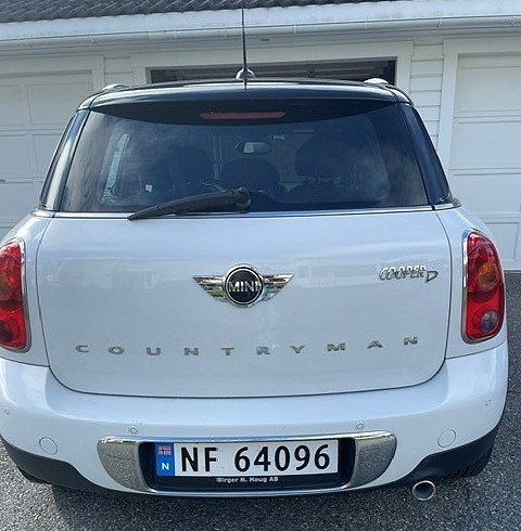 MINI Countryman Cooper D 6 of 17