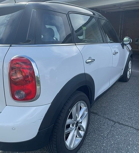 MINI Countryman Cooper D 8 of 17