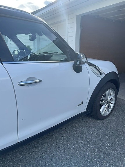 MINI Countryman Cooper D 9 of 17