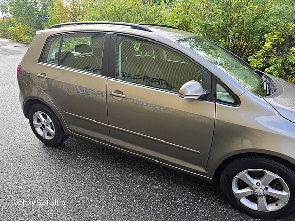 Volkswagen Golf Plus 9 of 30