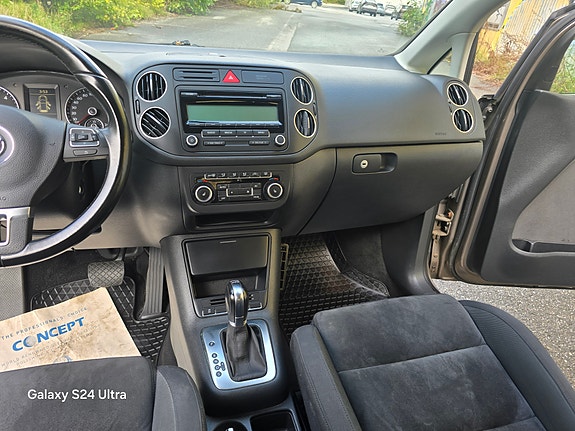 Volkswagen Golf Plus 17 of 30