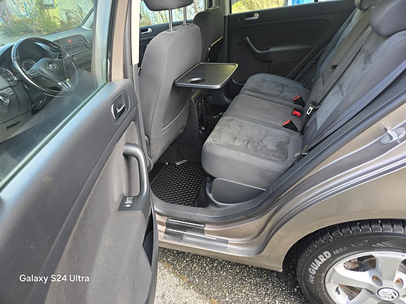 Volkswagen Golf Plus 22 of 30