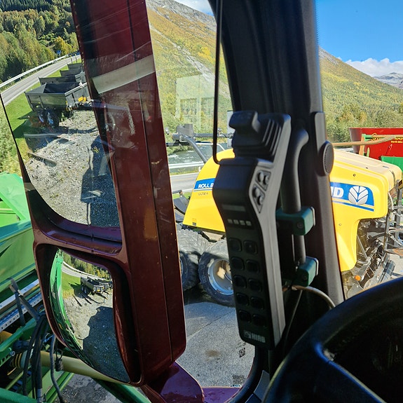 Mercedes-Benz Arocs 3258 17 of 19