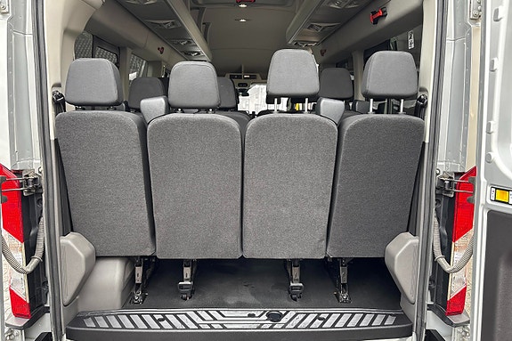 Ford Transit 15 of 26