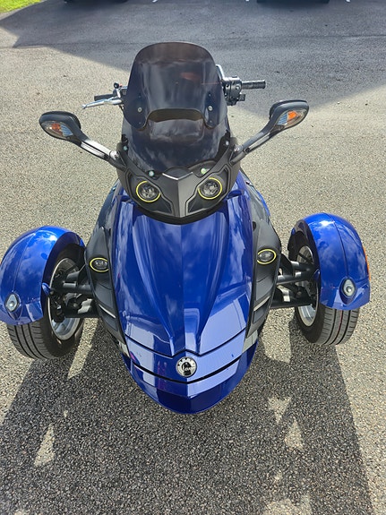 Can-Am Spyder 3 of 10