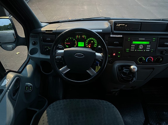 Ford Transit 16 of 21