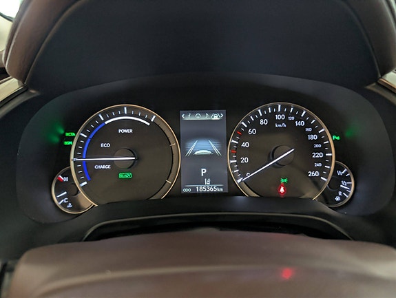 Lexus RX450h 27 of 30