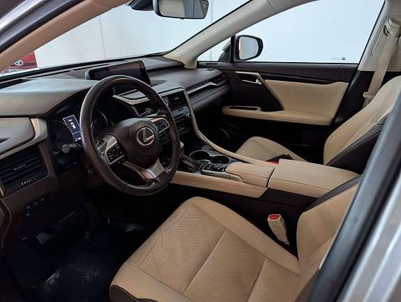 Lexus RX450h 13 of 30