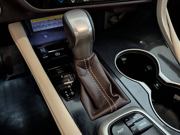 Lexus RX450h 17 of 30