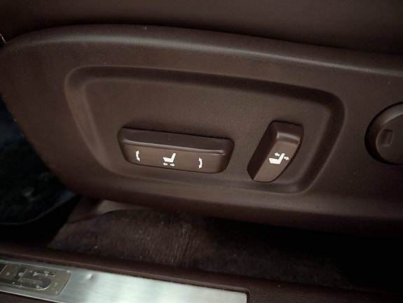 Lexus RX450h 23 of 30