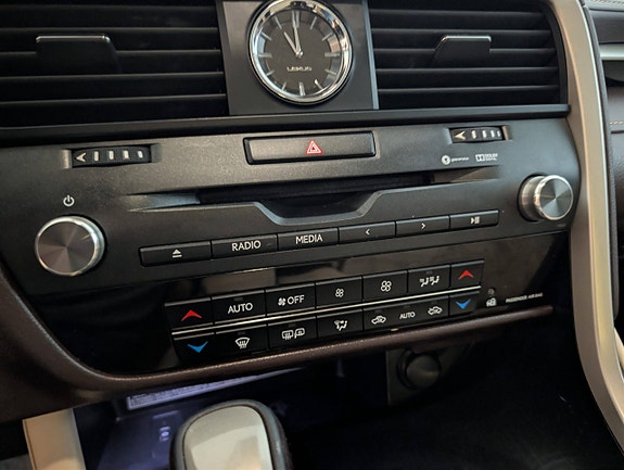 Lexus RX450h 20 of 30