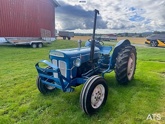 Ford Super Dexta 4x2 Traktor 7 of 21