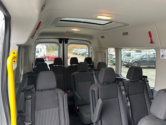 Ford Transit 13 of 21