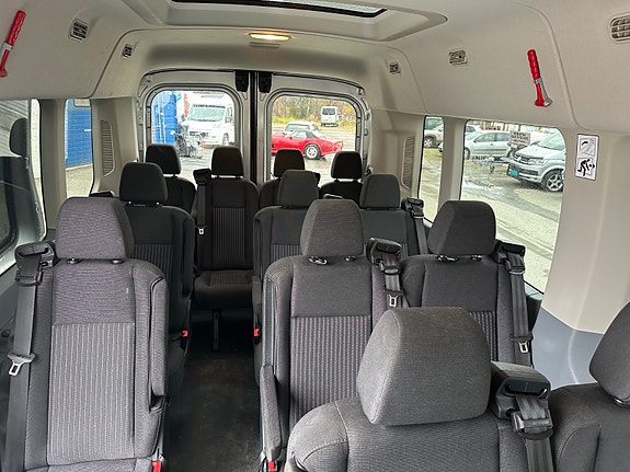Ford Transit 16 of 21