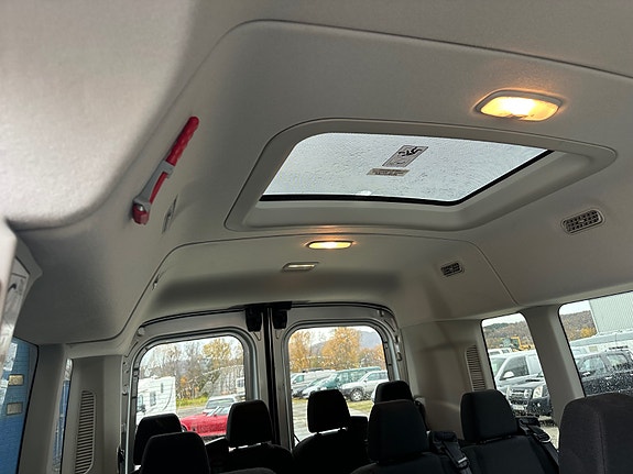 Ford Transit 12 of 21