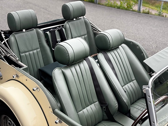 Morgan Plus 4 16 of 21
