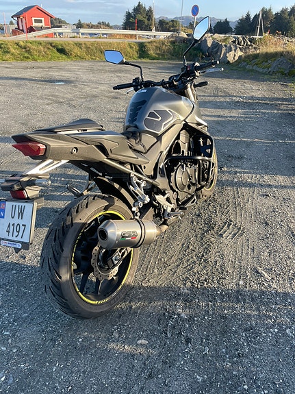 Honda CB 750 Hornet 4 of 6