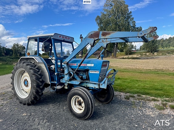Ford 5000 2 of 27