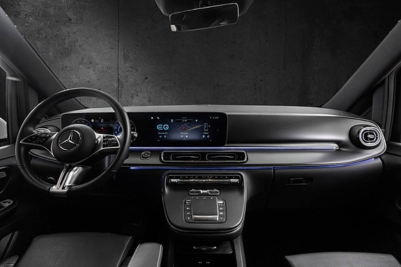Mercedes-Benz EQV300 14 of 28