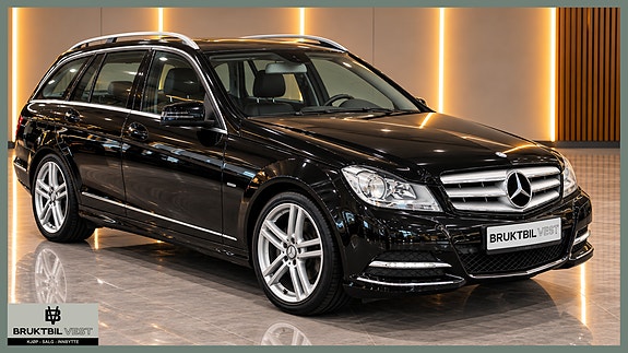 Mercedes-Benz 180 1 of 18