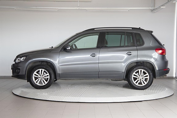 Volkswagen Tiguan 8 of 27
