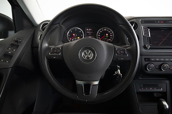 Volkswagen Tiguan 12 of 27