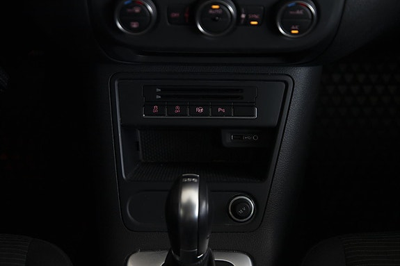 Volkswagen Tiguan 16 of 27