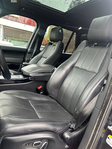Land Rover Range Rover 6 of 30