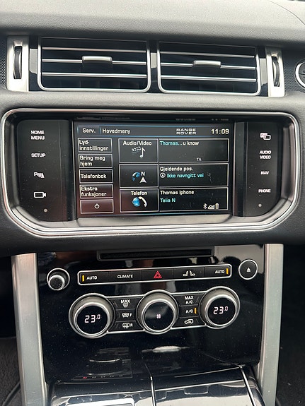 Land Rover Range Rover 13 of 30