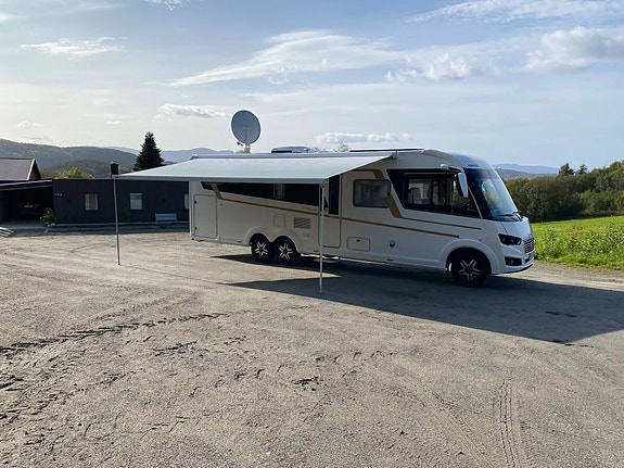 Eura Mobil Integra 890EB 8 of 30