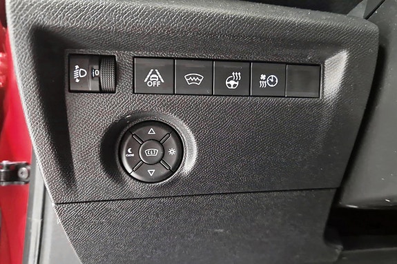 Citroen E-C4 26 of 28