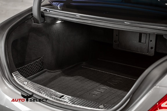 Mercedes-Benz S500 12 of 30
