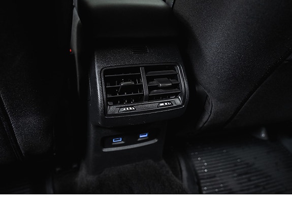 Citroen E-C4 26 of 30