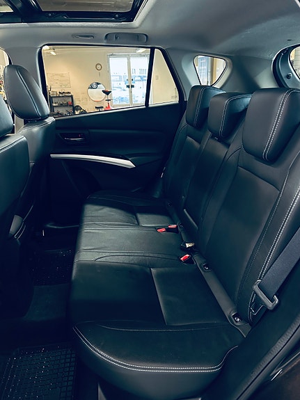 Suzuki SX4 S-Cross 15 of 28