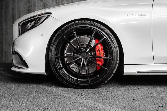 Mercedes-Benz S63 16 of 30