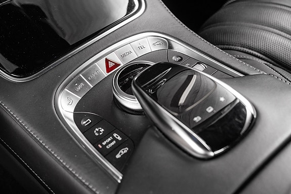 Mercedes-Benz S63 24 of 30