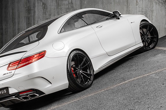 Mercedes-Benz S63 2 of 30