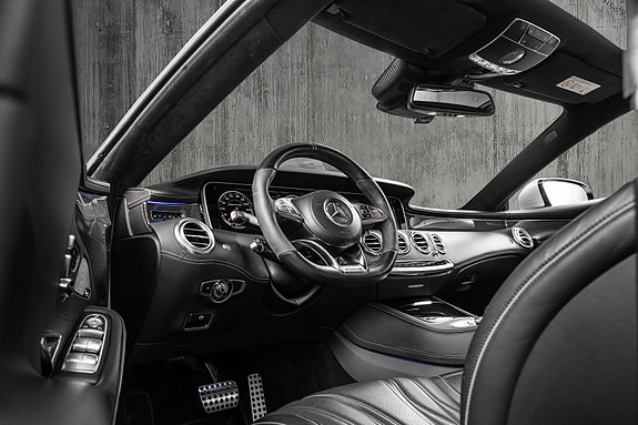 Mercedes-Benz S63 21 of 30