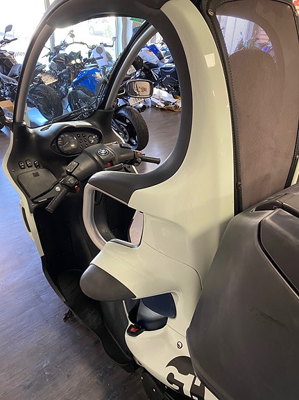 BMW C1 4 of 6