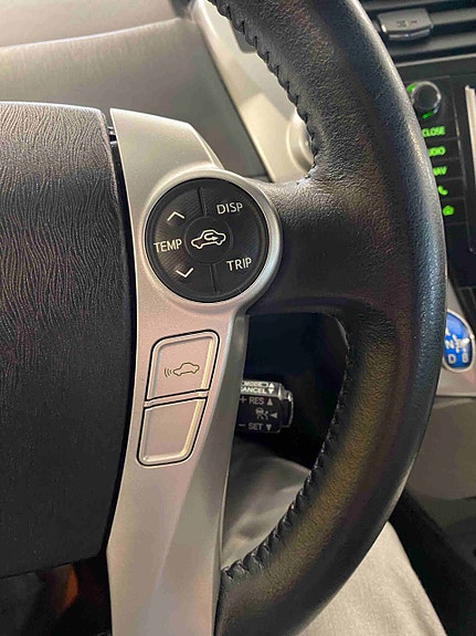 Toyota Prius 16 of 27